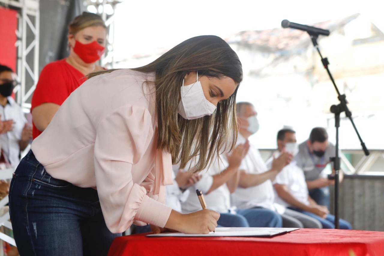 415e409a 9490 4eac aa10 68a112d050ec